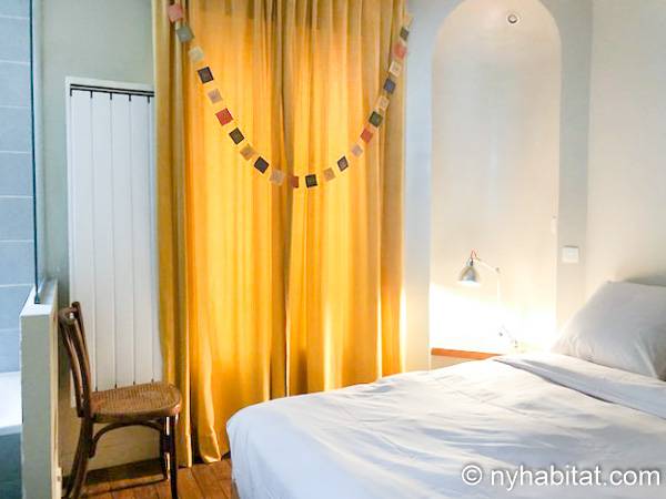 Bedroom - Photo 2 of 3