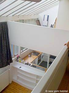 Bedroom - Photo 3 of 7