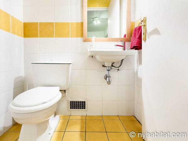 Ba&ntilde;o 2 - Photo 1 de 1