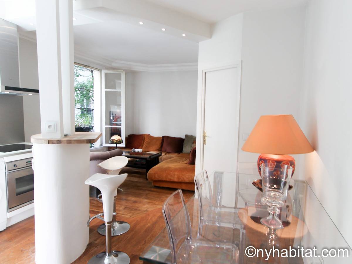 Paris 1 Bedroom Loft Apartment Rental in Montmartre (PA4297)