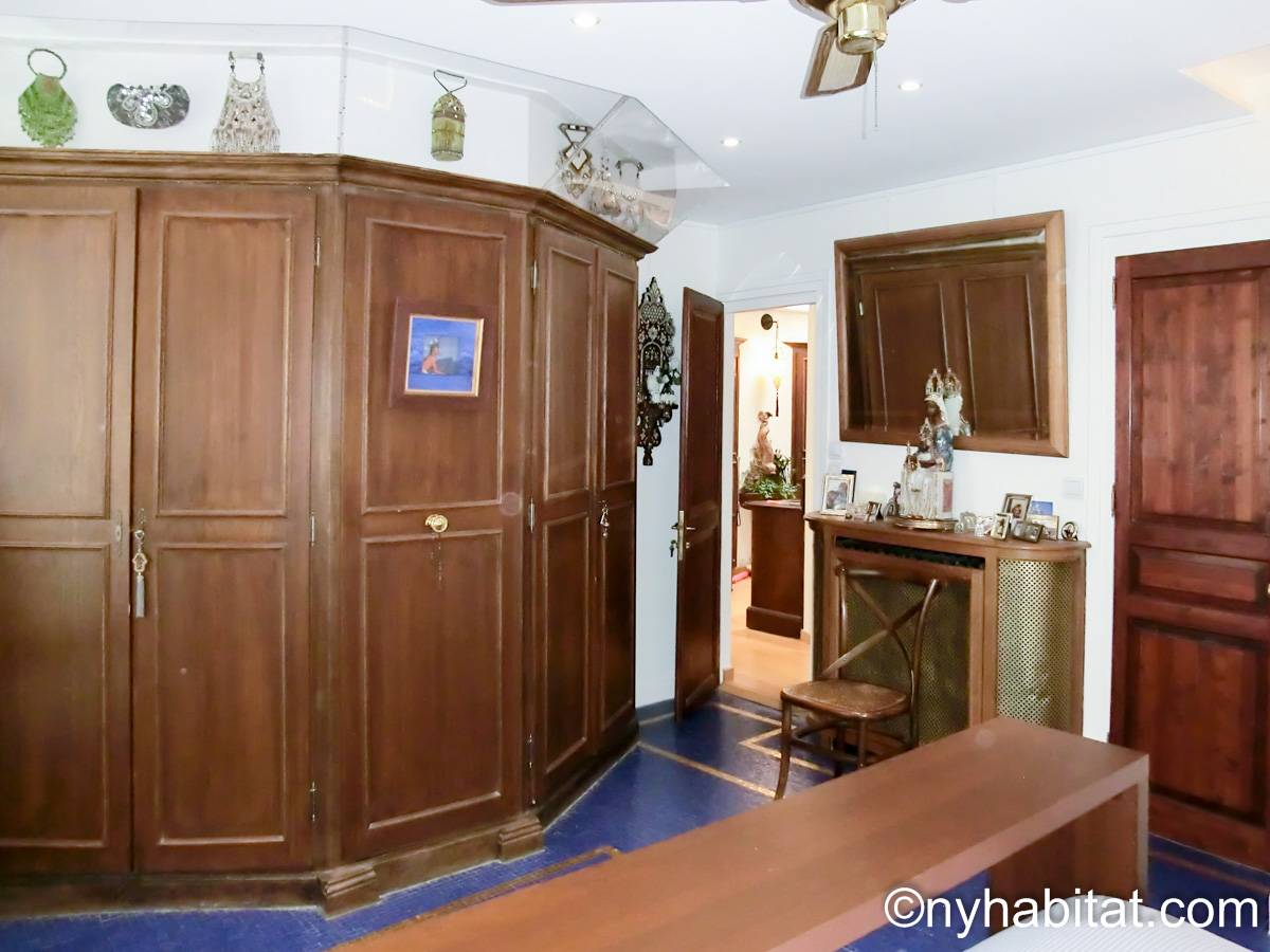 Schlafzimmer 1 - Photo 2 von 2