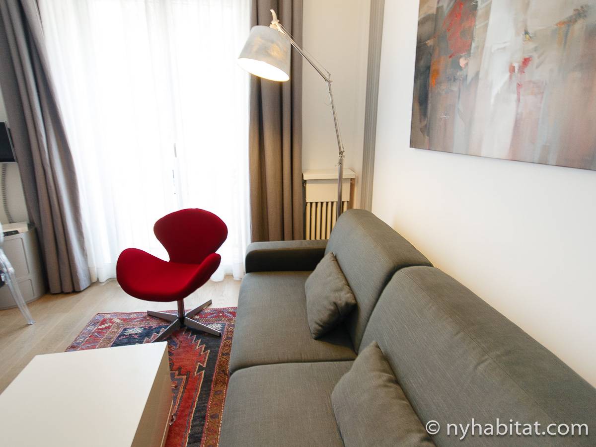 Paris Studio Apartment Rental in Madeleine, Opéra
