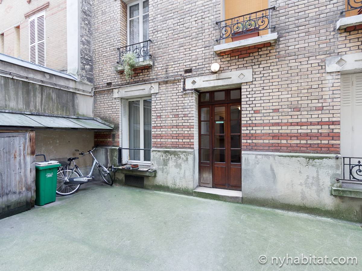 Paris Apartment 1 Bedroom Apartment Rental in Alésia (PA4530)