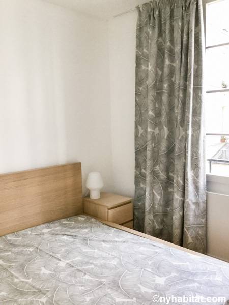 Bedroom - Photo 2 of 3