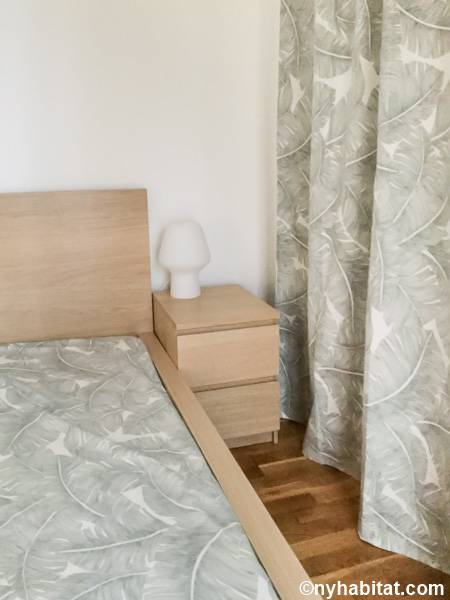 Bedroom - Photo 3 of 3