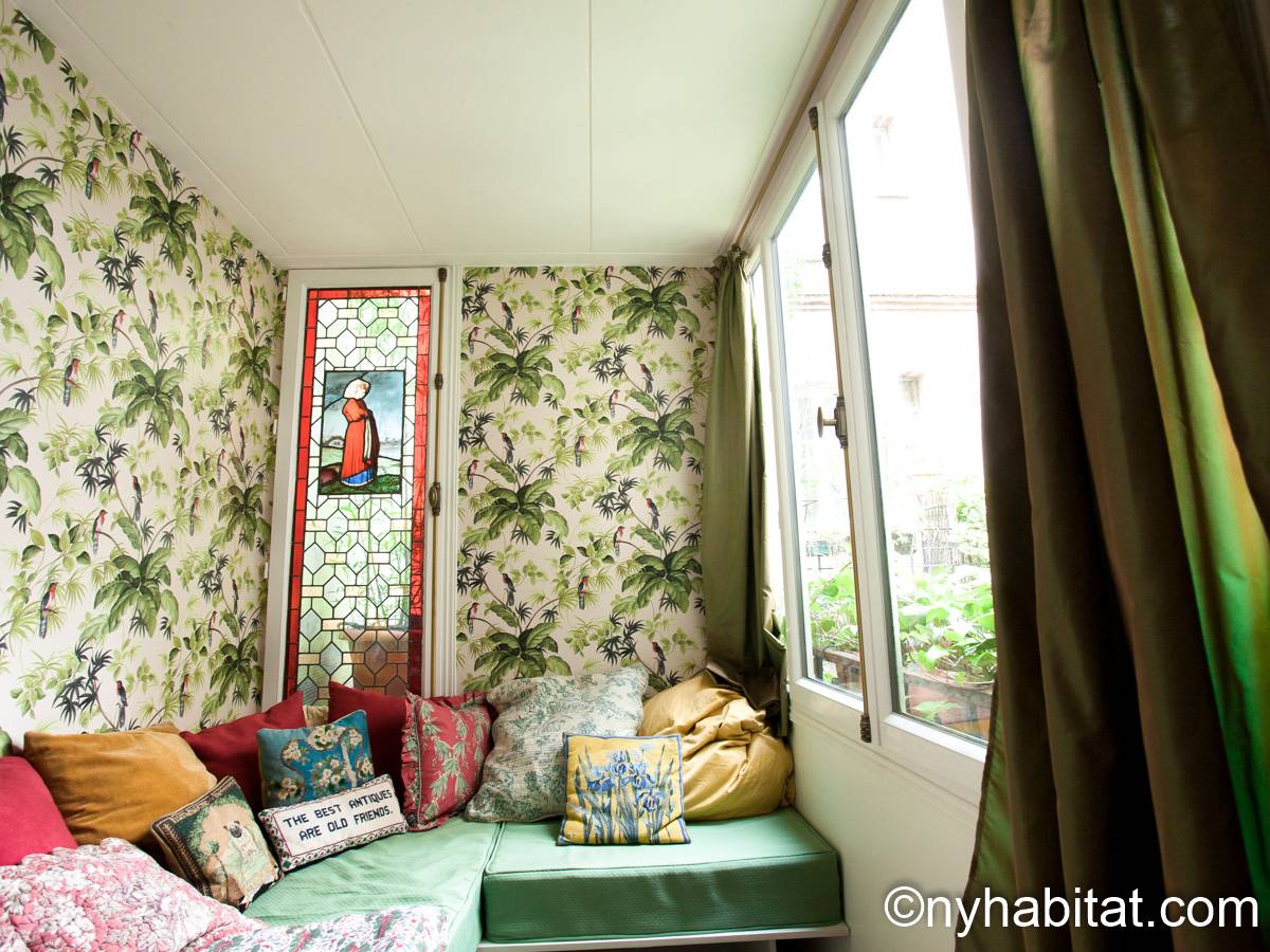 Wohnzimmer - Photo 6 von 11