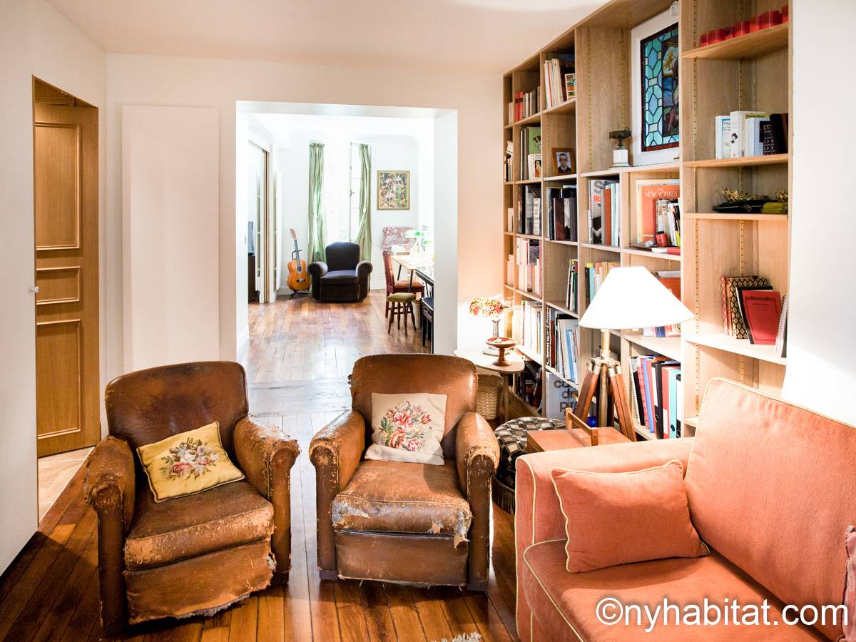 Wohnzimmer - Photo 10 von 11