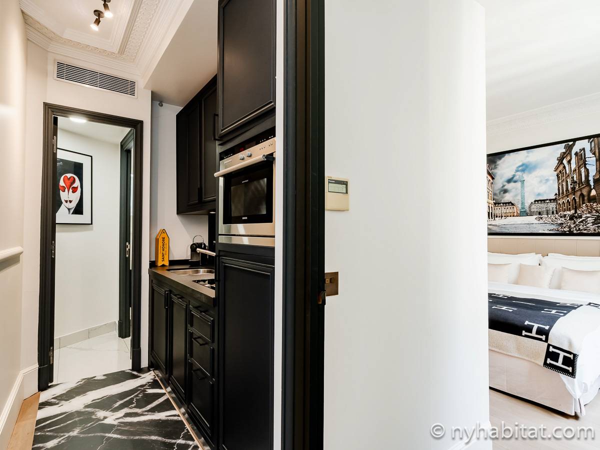 Kitchen - Photo 1 of 3