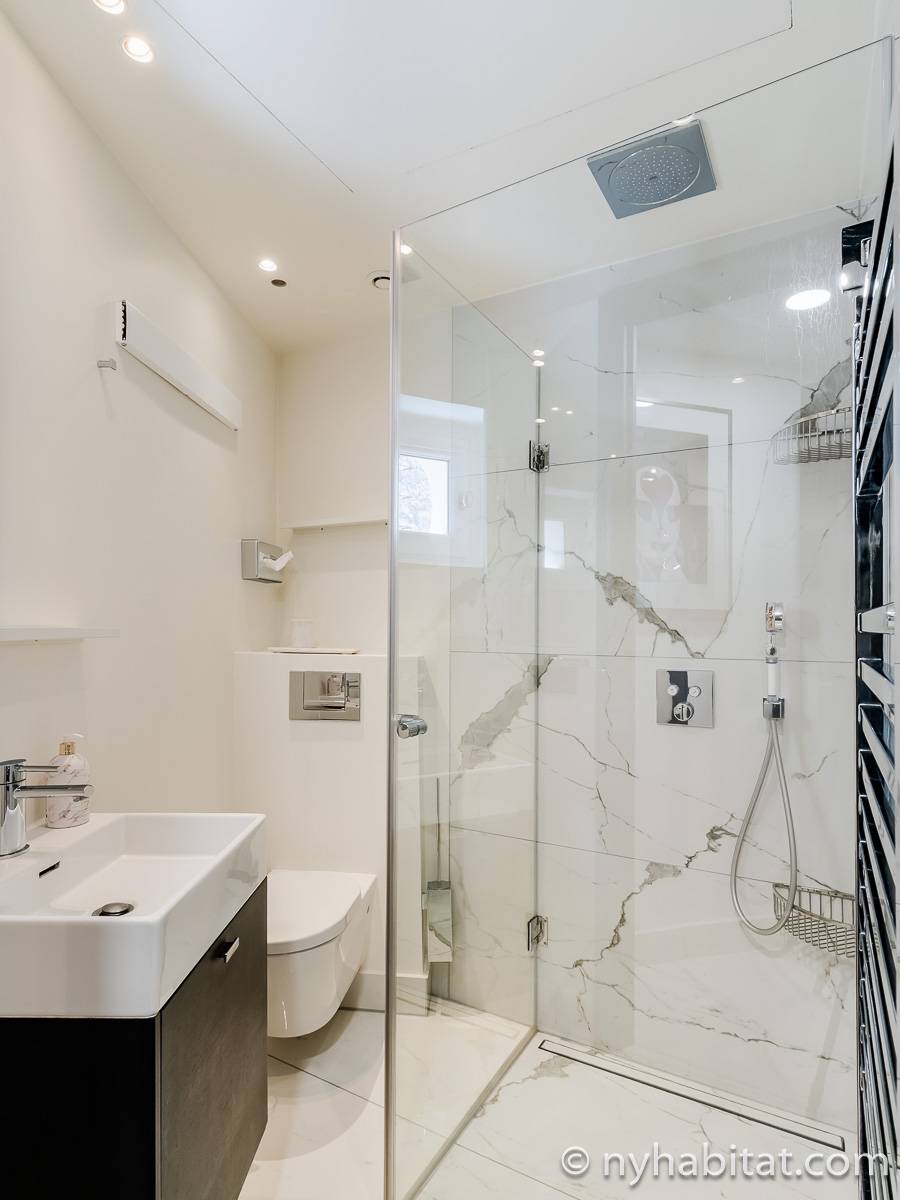 Bathroom 2 - Photo 2 of 2