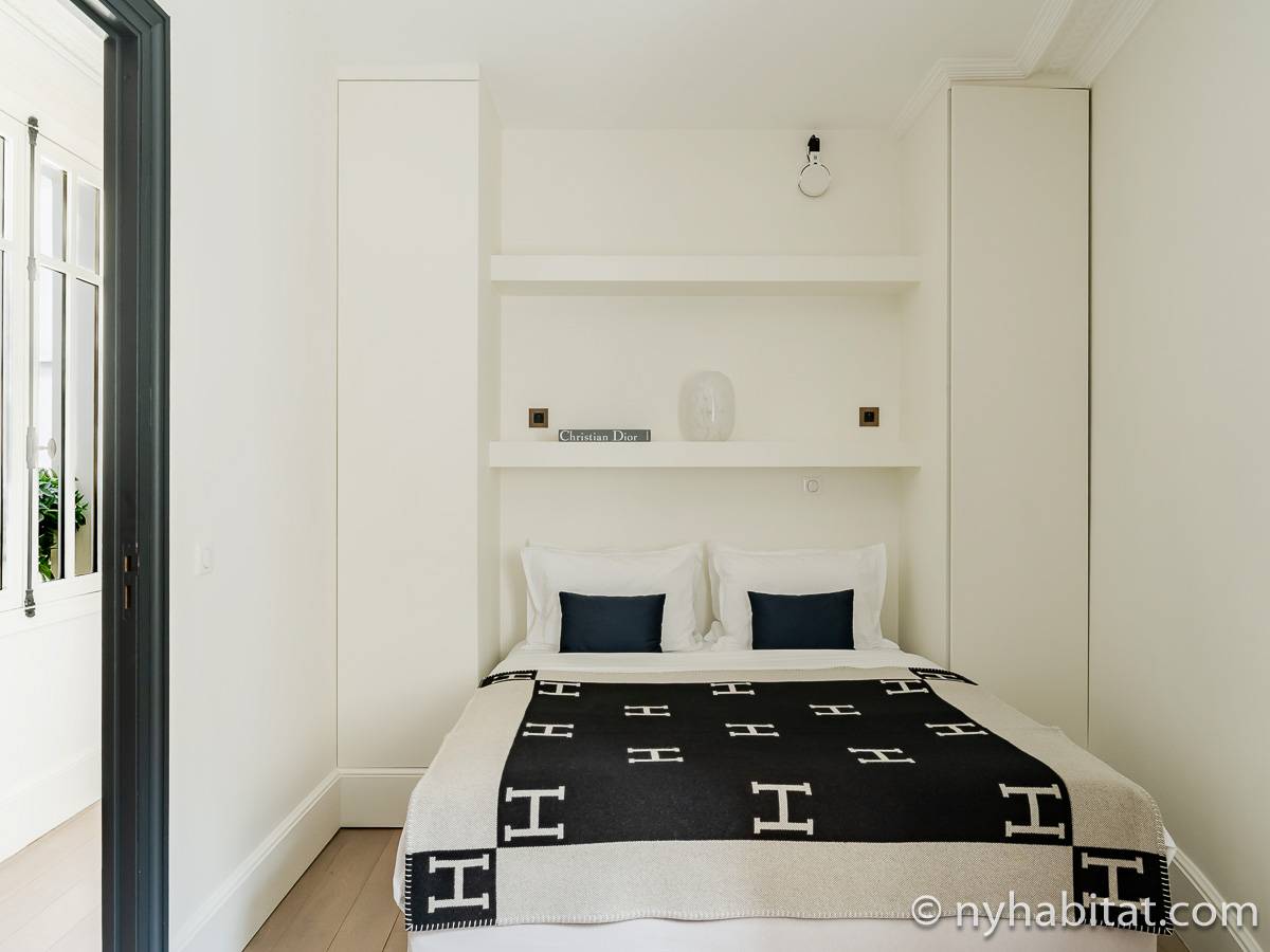 Bedroom 2 - Photo 3 of 6