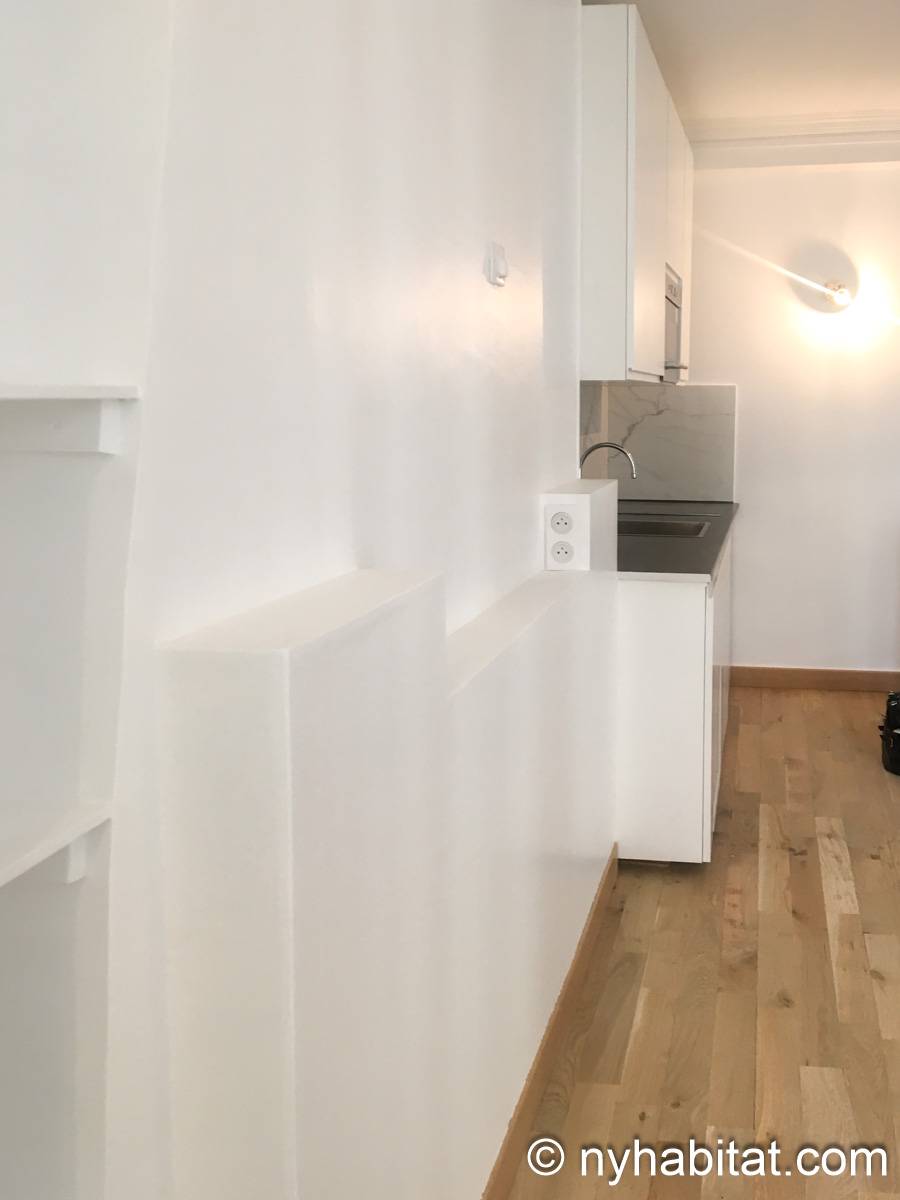 Living room - Photo 2 of 4 Living room - Photo 2 of 4