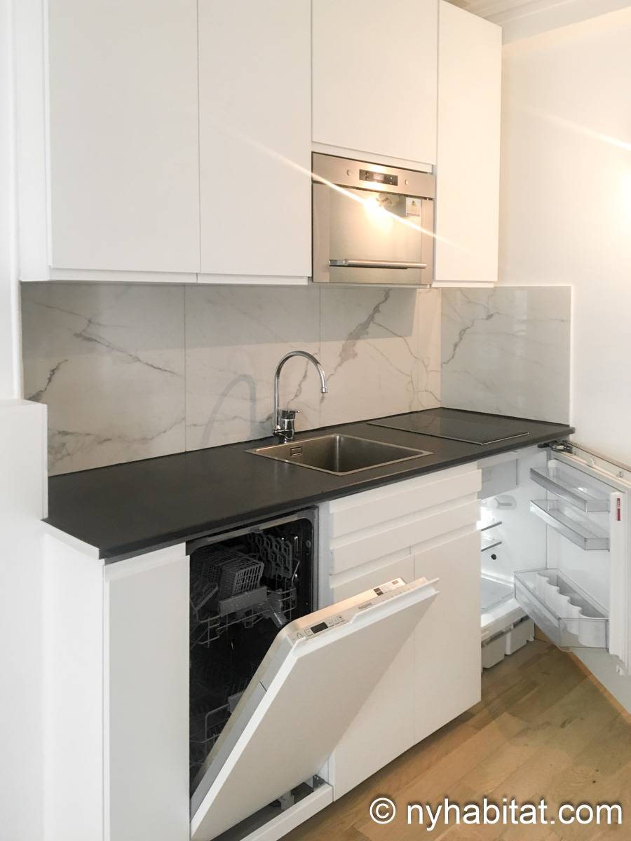 Kitchen - Photo 3 of 5 Kitchen - Photo 3 of 5