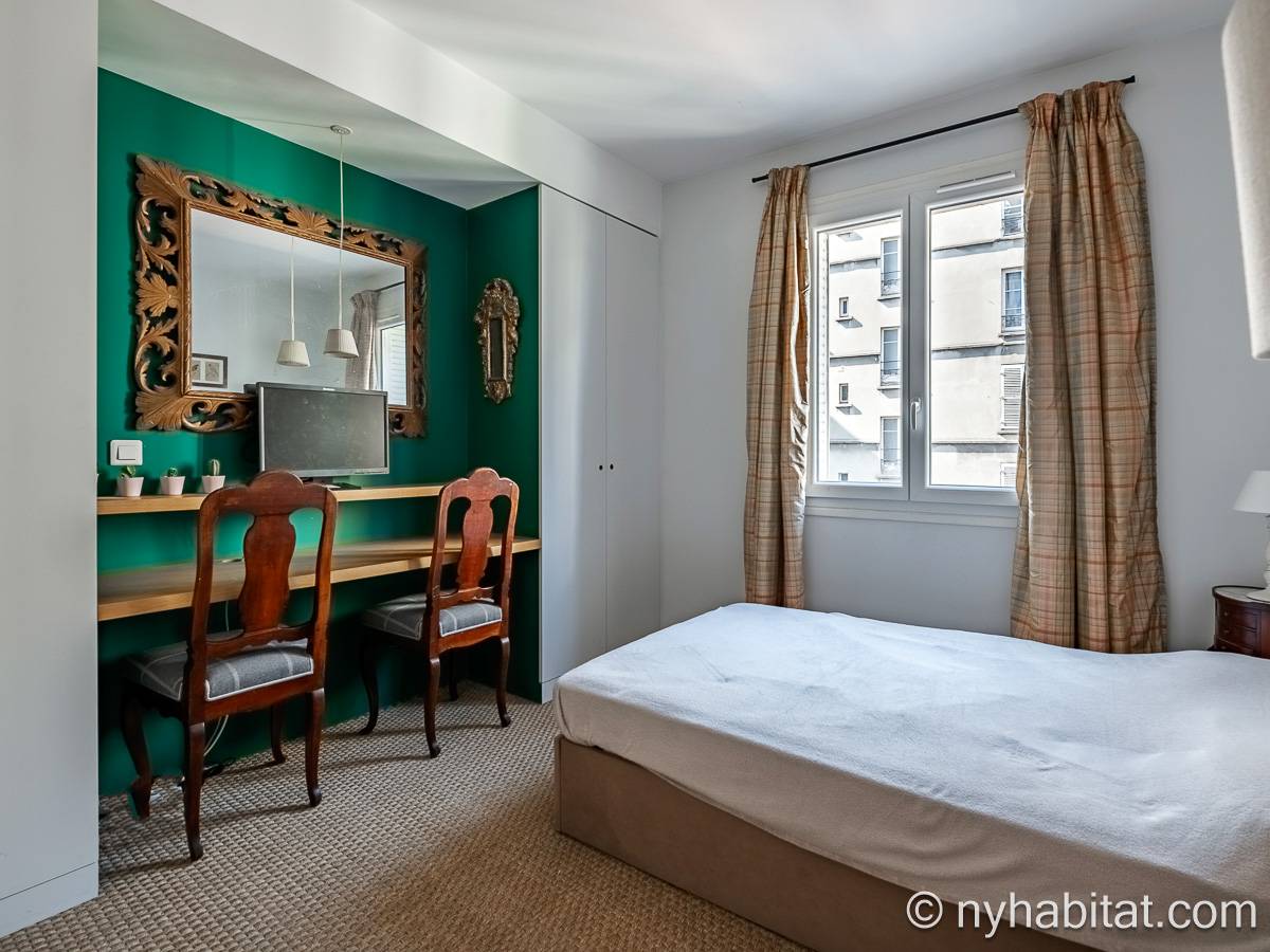 Bedroom 2 - Photo 2 of 3