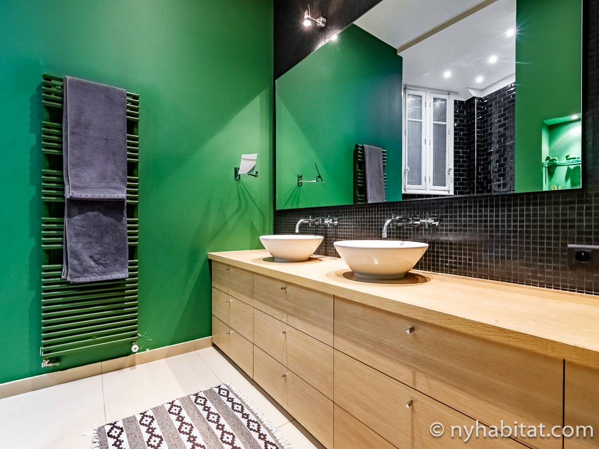 Salle de bain 1 - Photo 1 sur 4