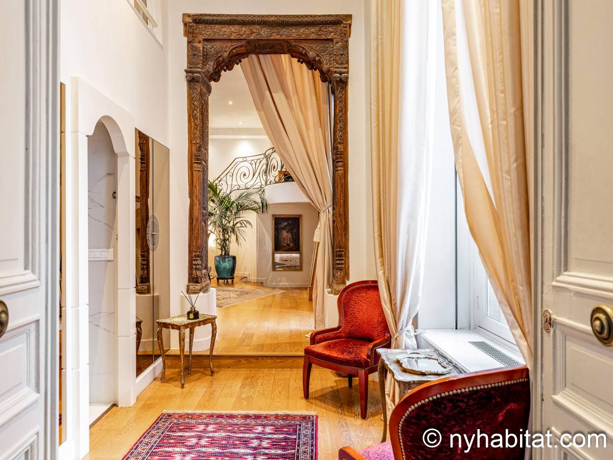 Altro - Photo 1 di 8