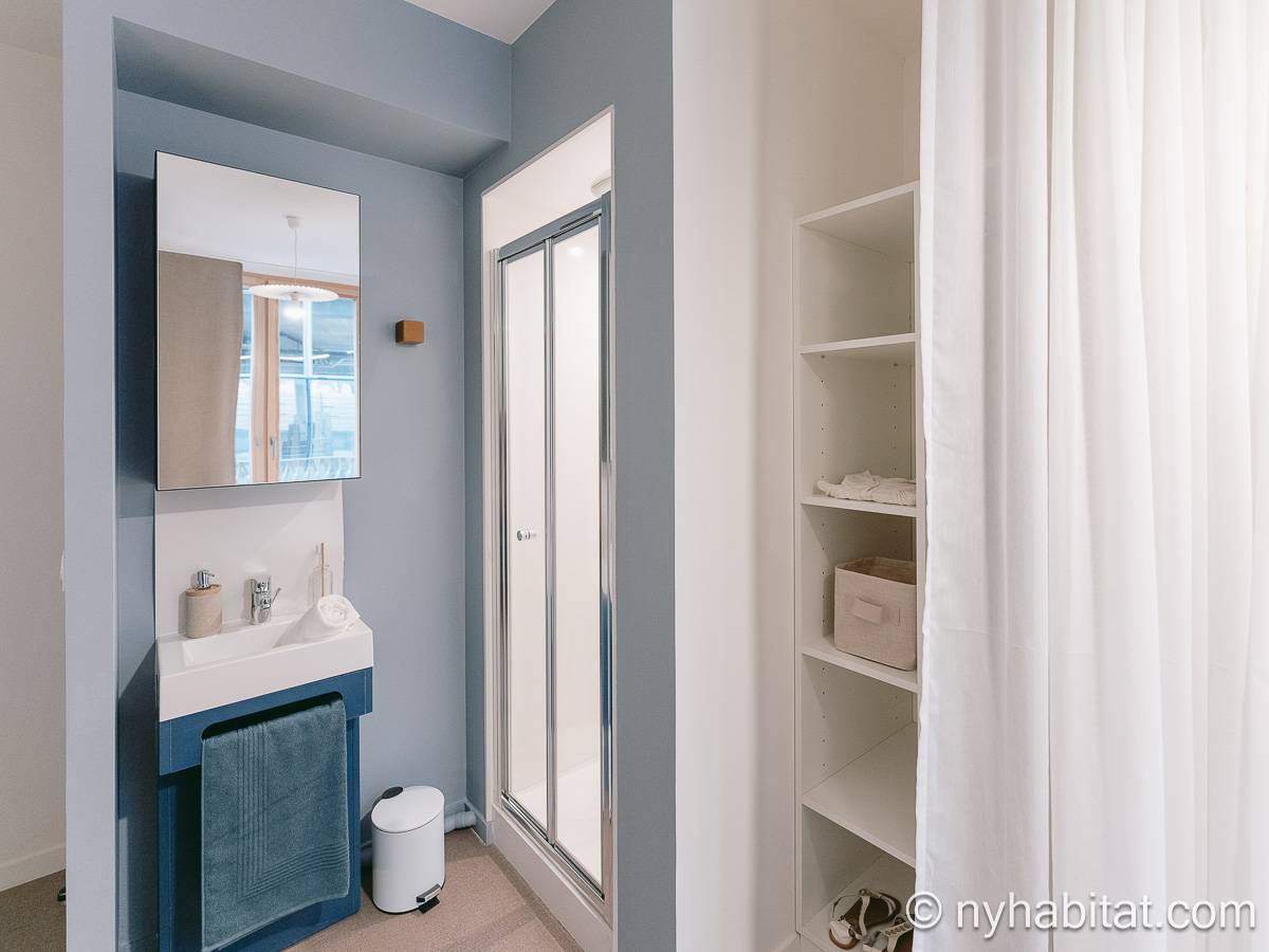 Bathroom - Photo 2 of 2