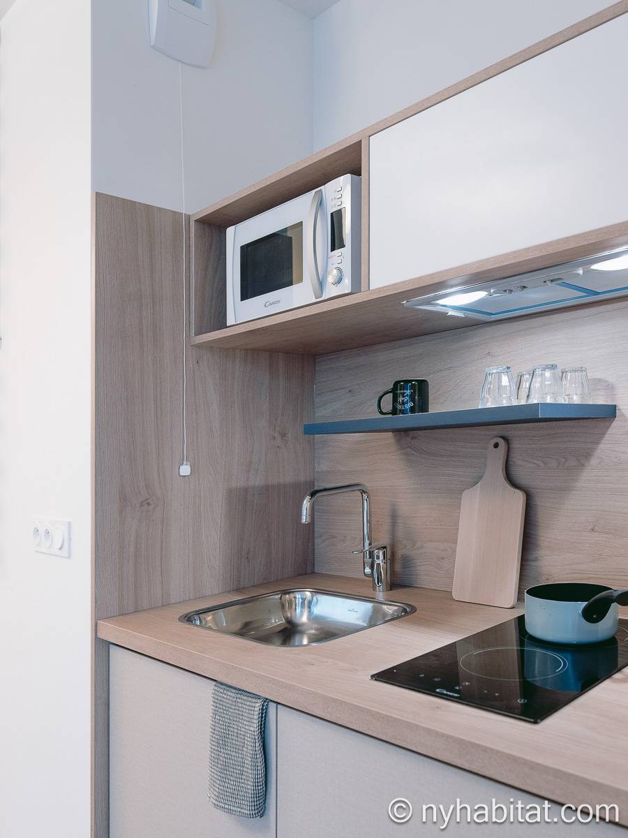 Kitchen - Photo 2 of 2