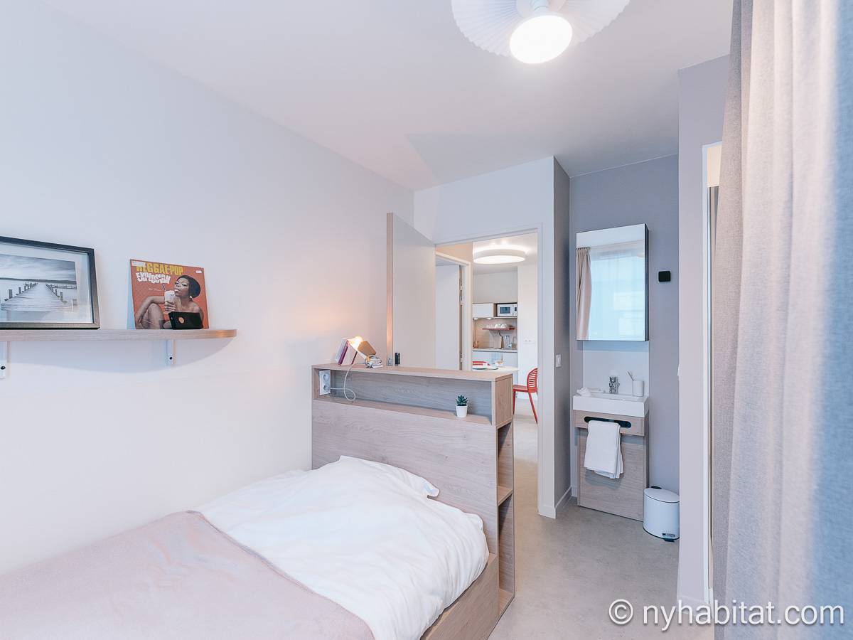 Schlafzimmer 1 - Photo 1 von 4