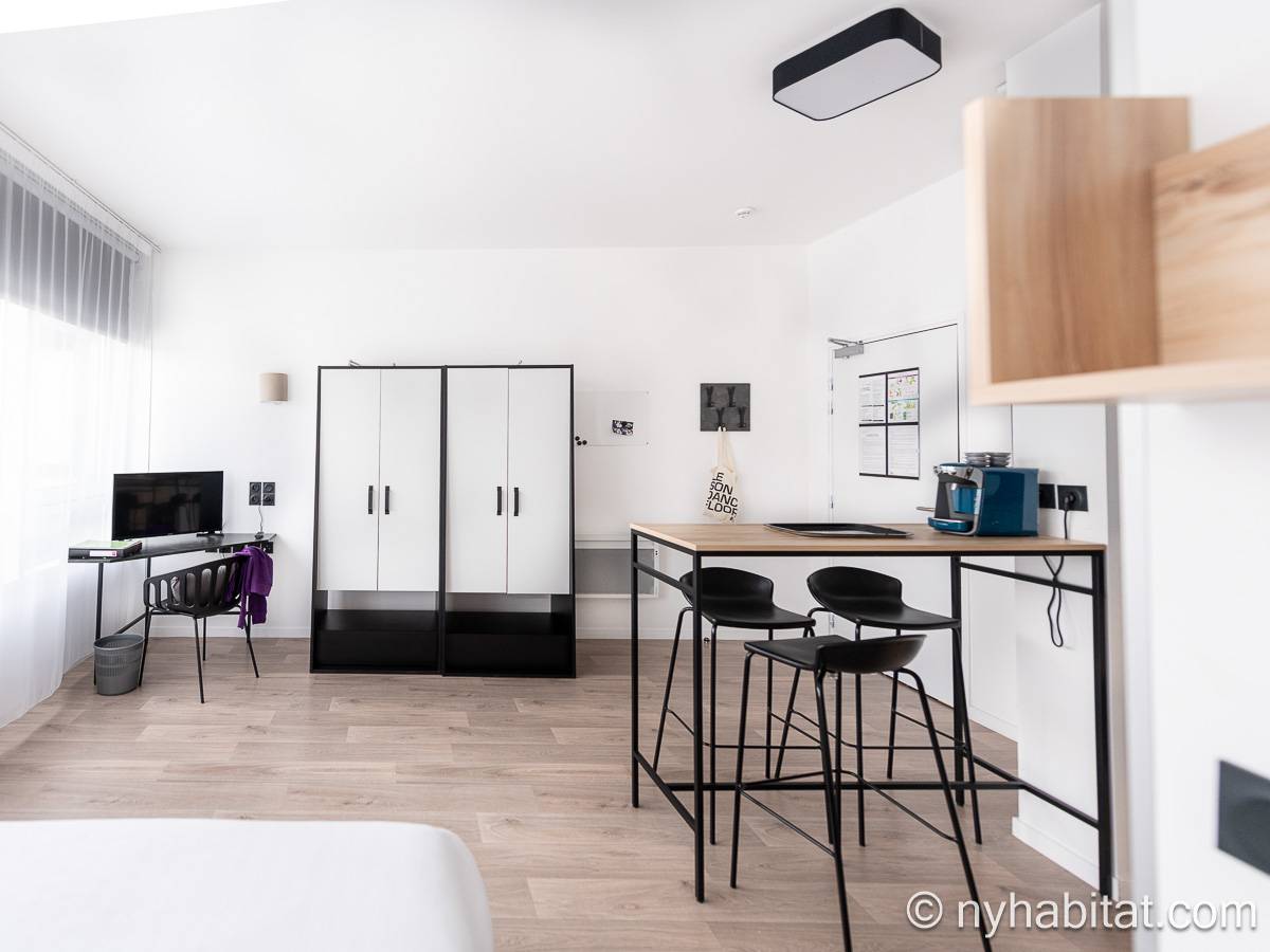 Wohnzimmer - Photo 2 von 4