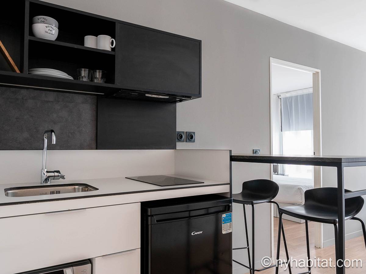 Kitchen - Photo 3 of 3