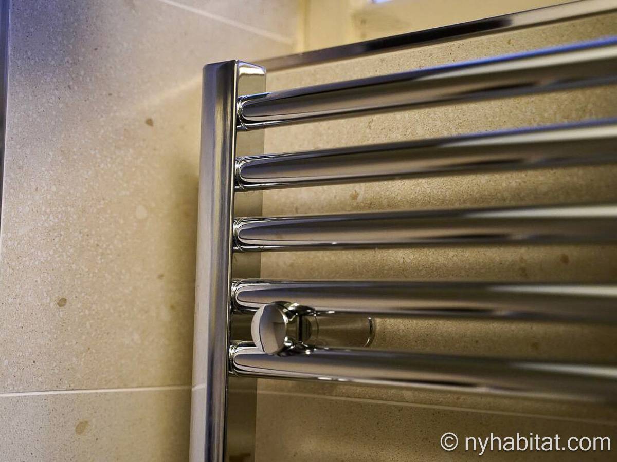 Bathroom - Photo 2 of 3