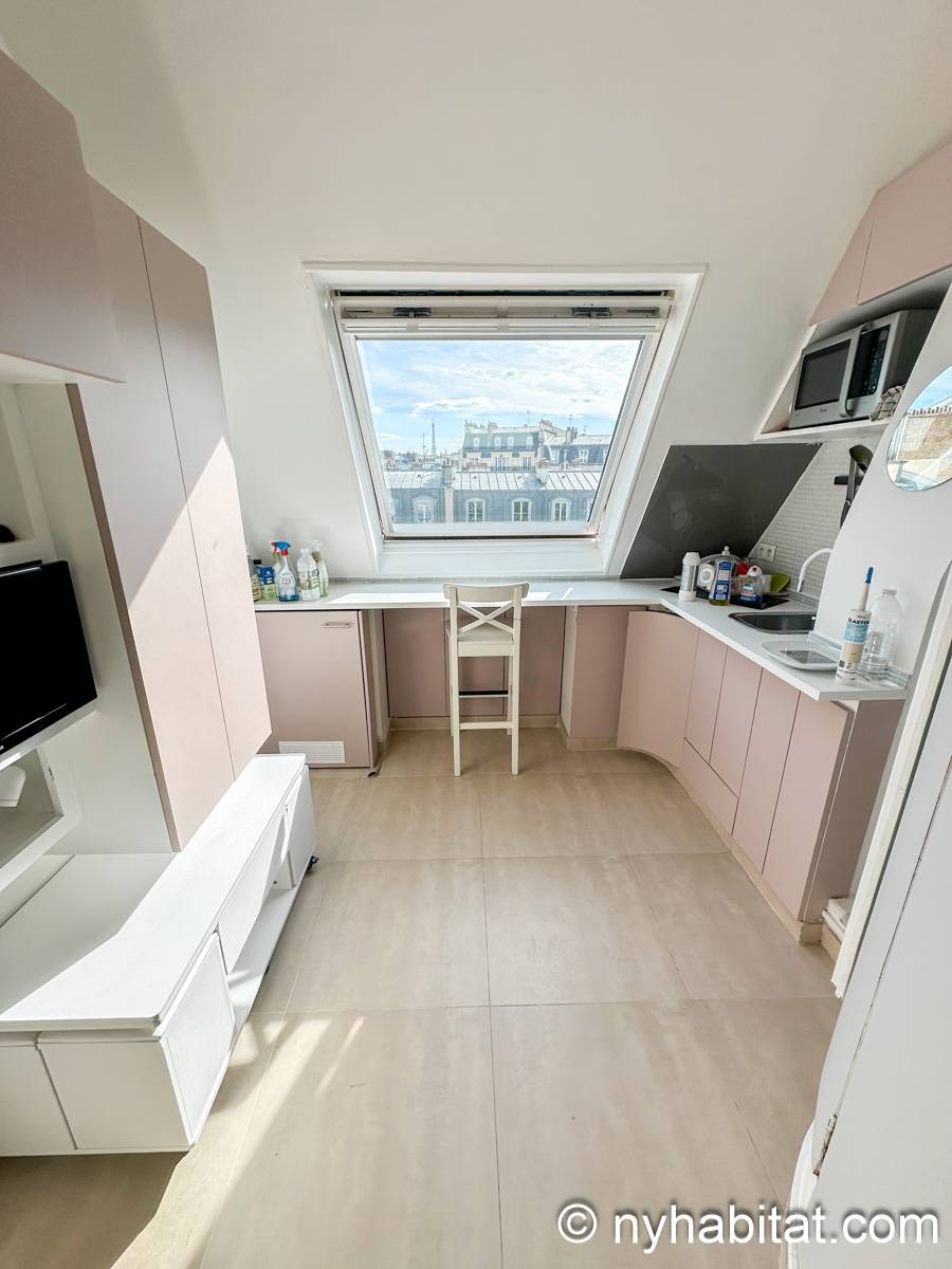 Kitchen - Photo 1 of 2