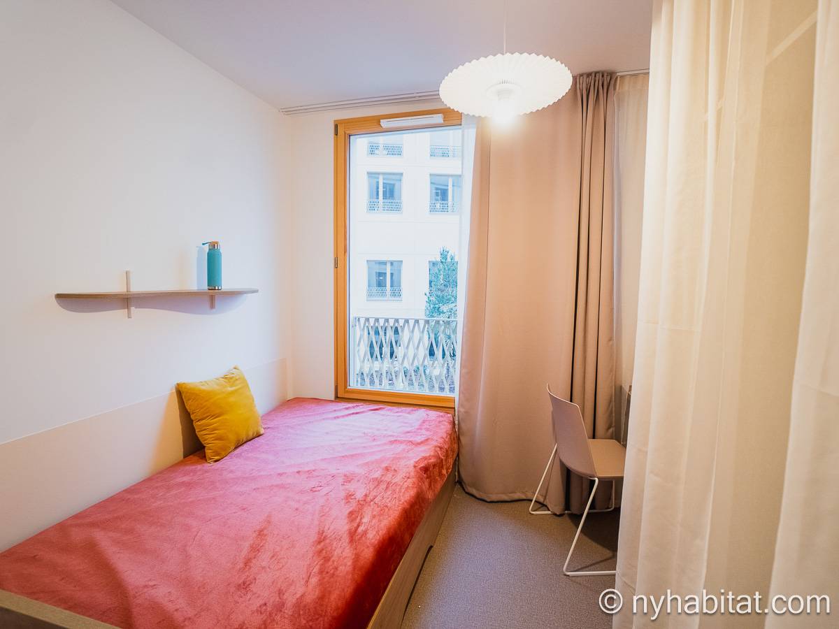 Bedroom 1 - Photo 2 of 3