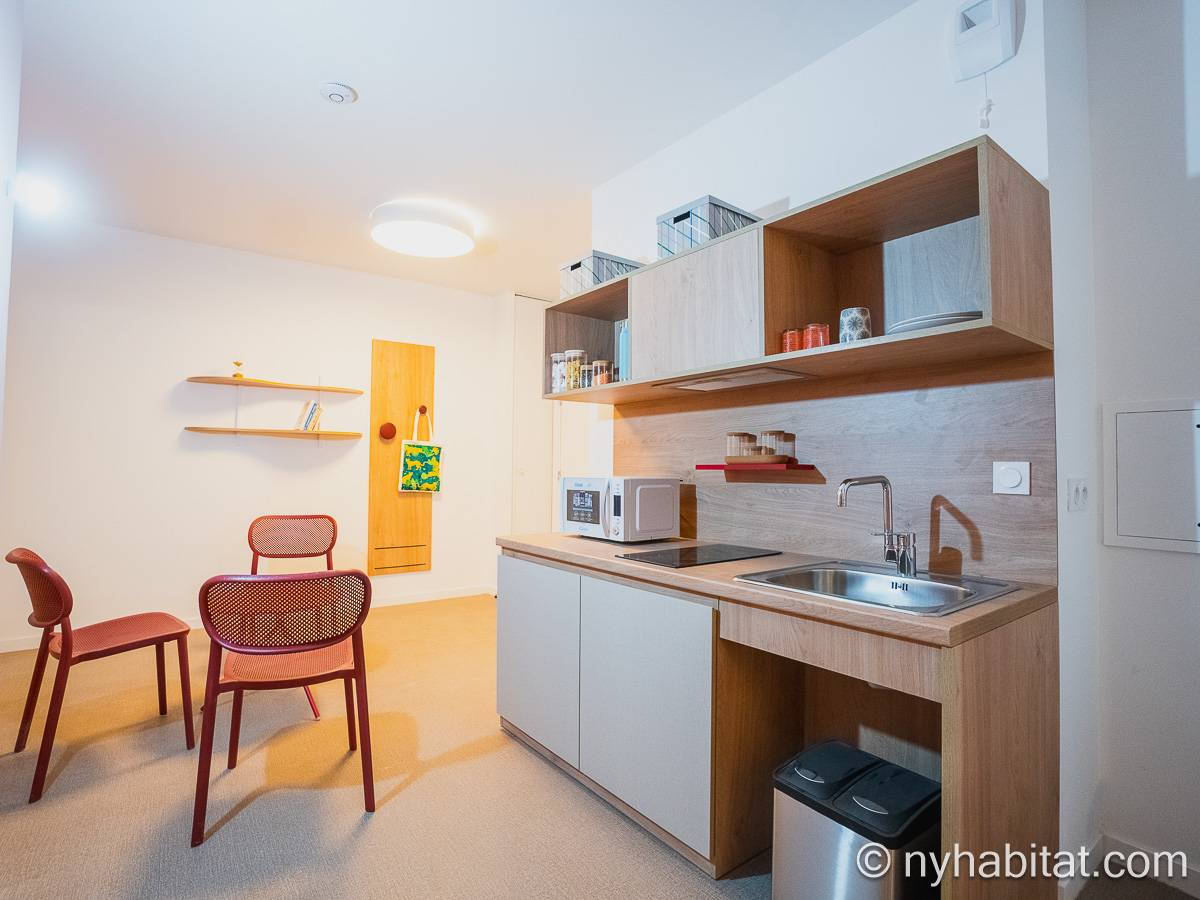 Kitchen - Photo 2 of 2