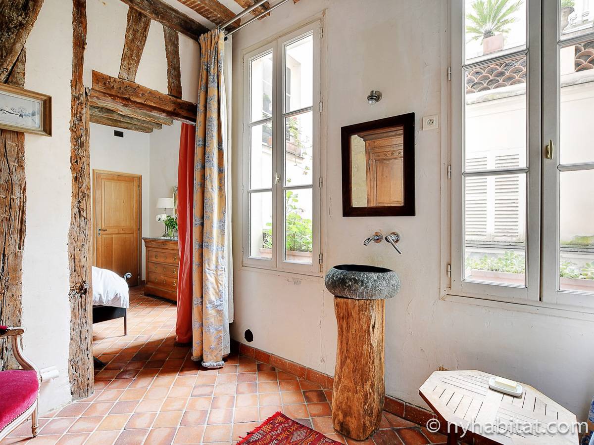 Bathroom 1 - Photo 3 of 3 Bathroom 1 - Photo 3 of 3