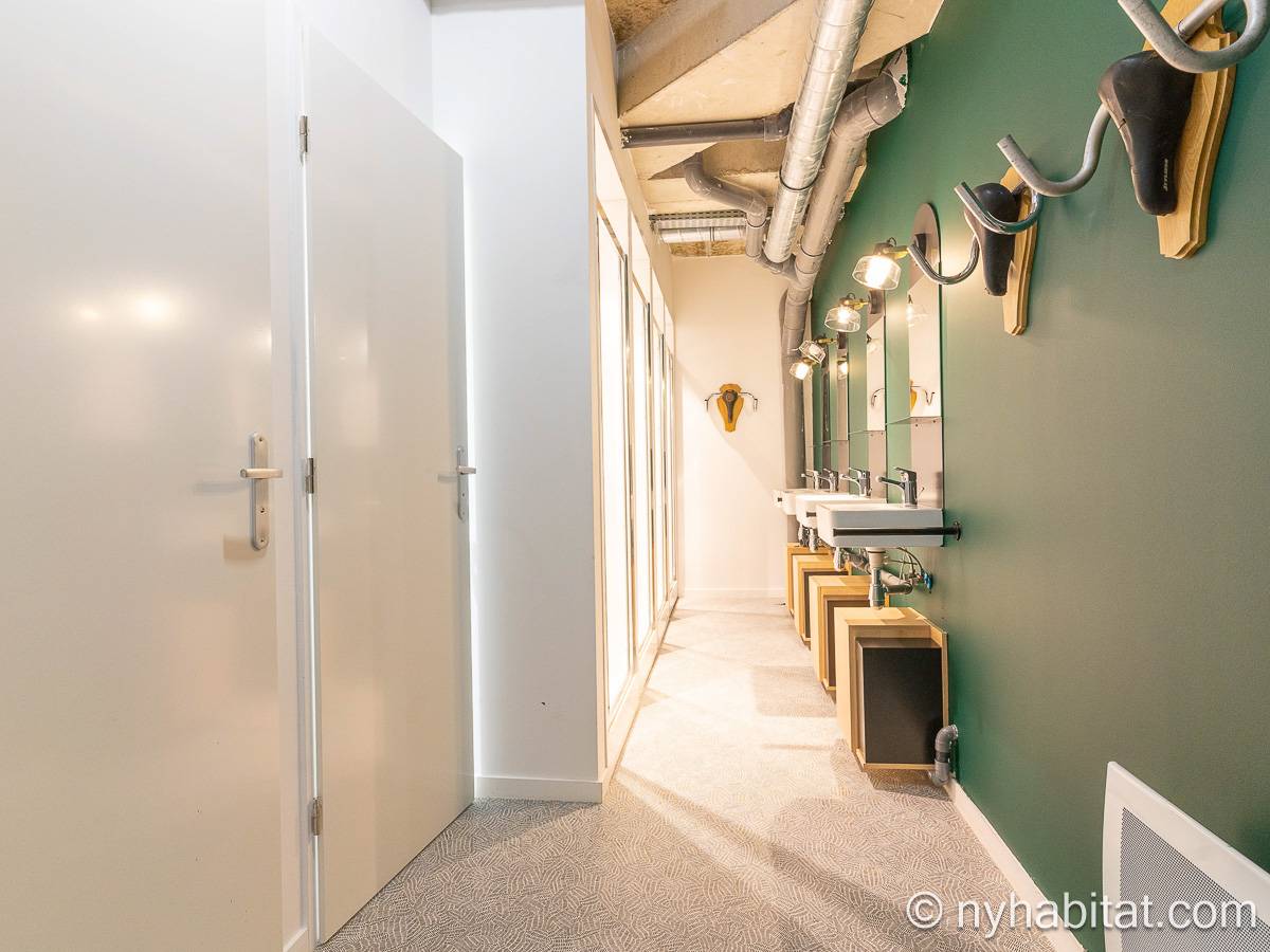 Badezimmer - Photo 1 von 4