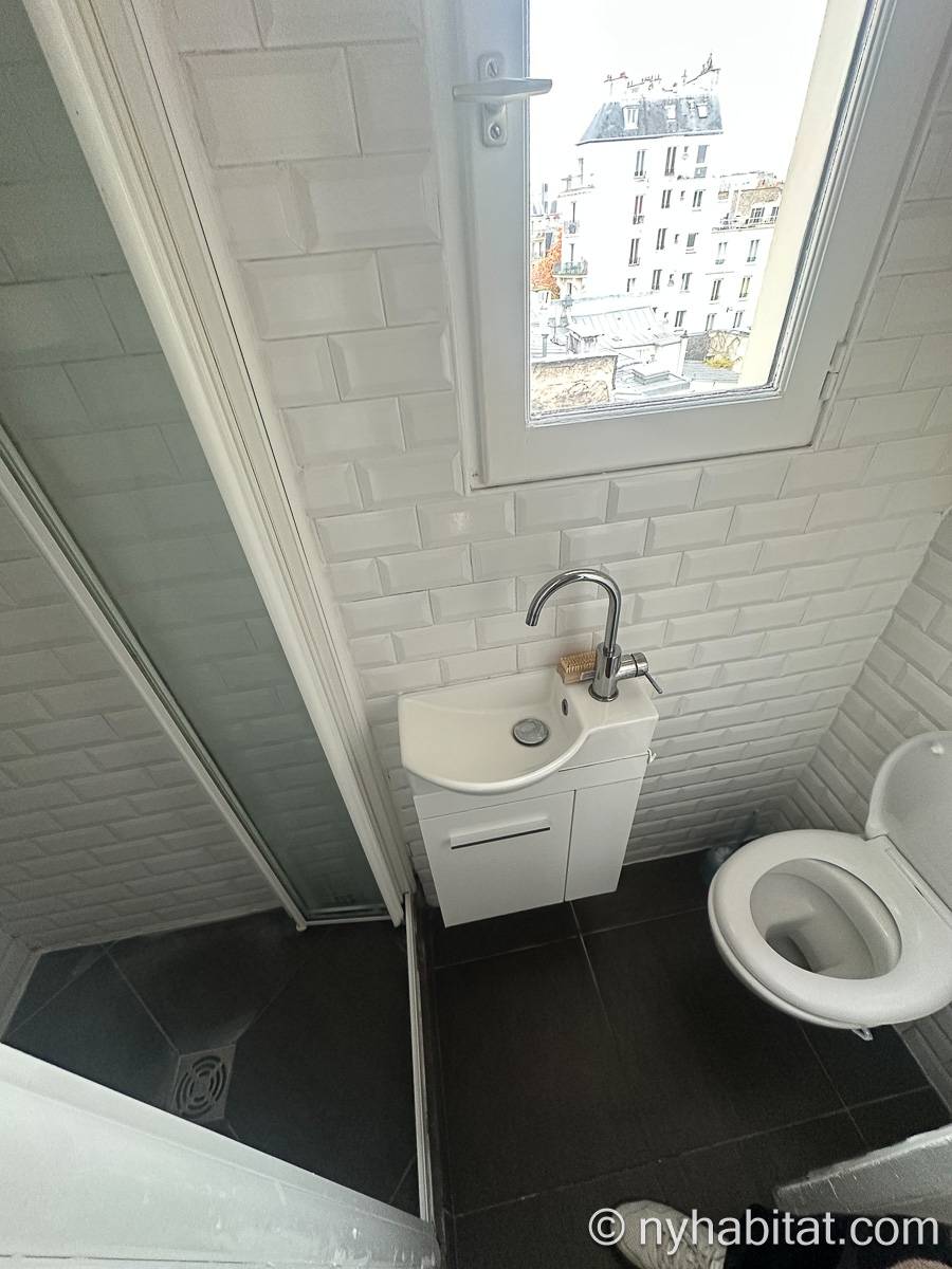 Badezimmer - Photo 1 von 2