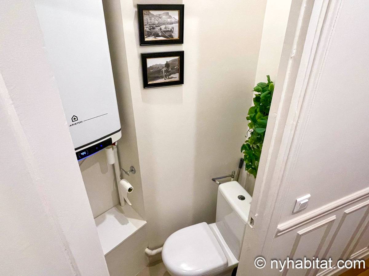 Ba&ntilde;o 2 - Photo 1 de 1