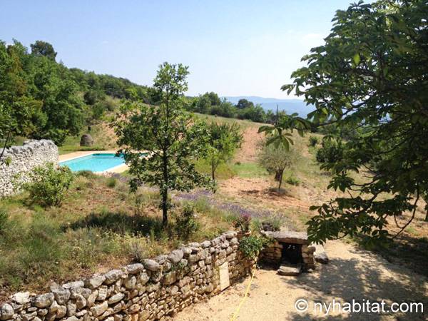 Bathroom 2 - Photo 3 of 4