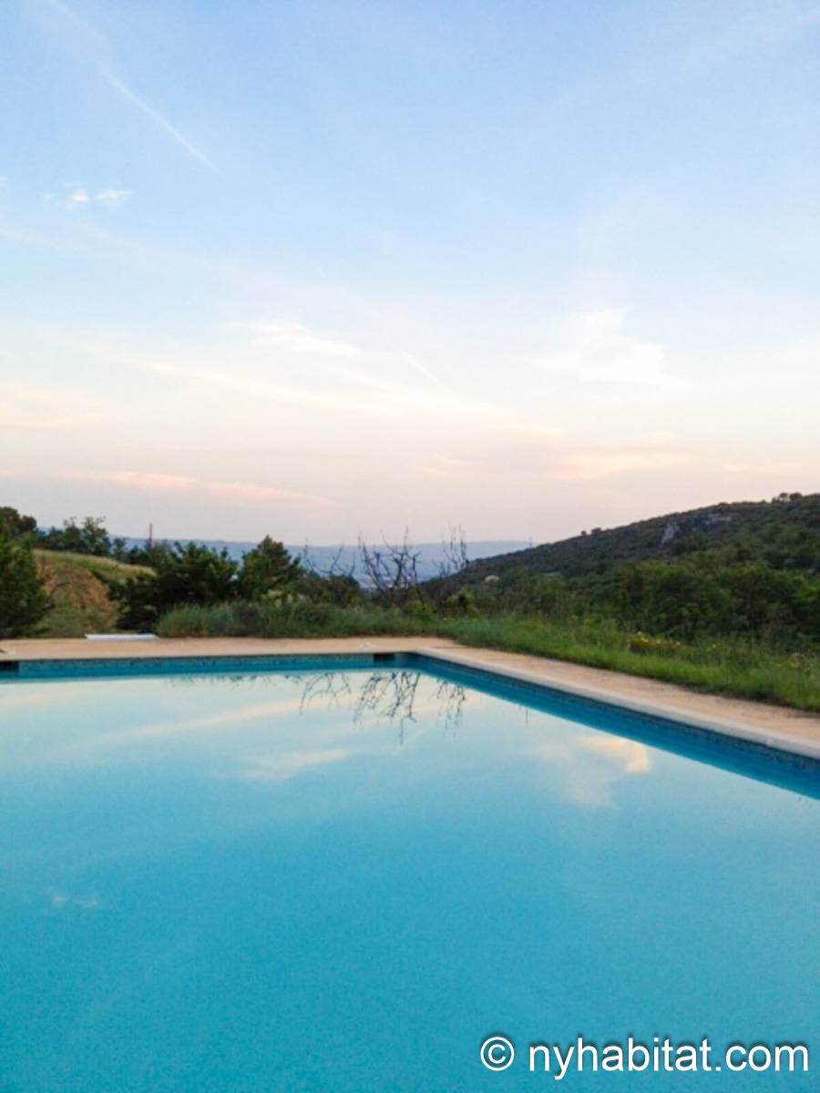 Bathroom 2 - Photo 1 of 4