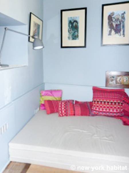 Schlafzimmer - Photo 6 von 6
