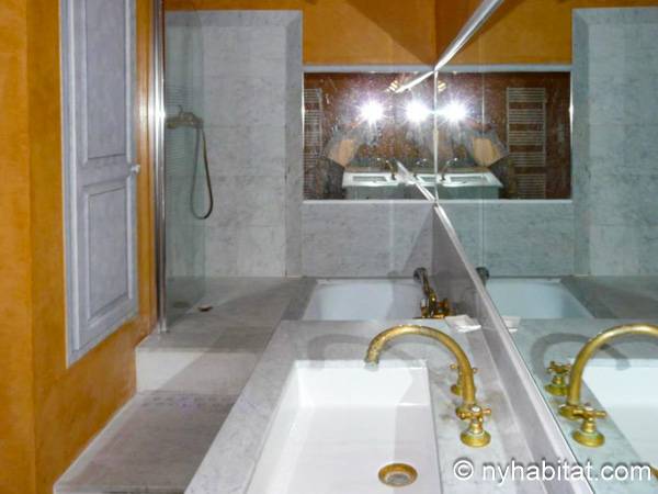 Bathroom 1 - Photo 1 of 2