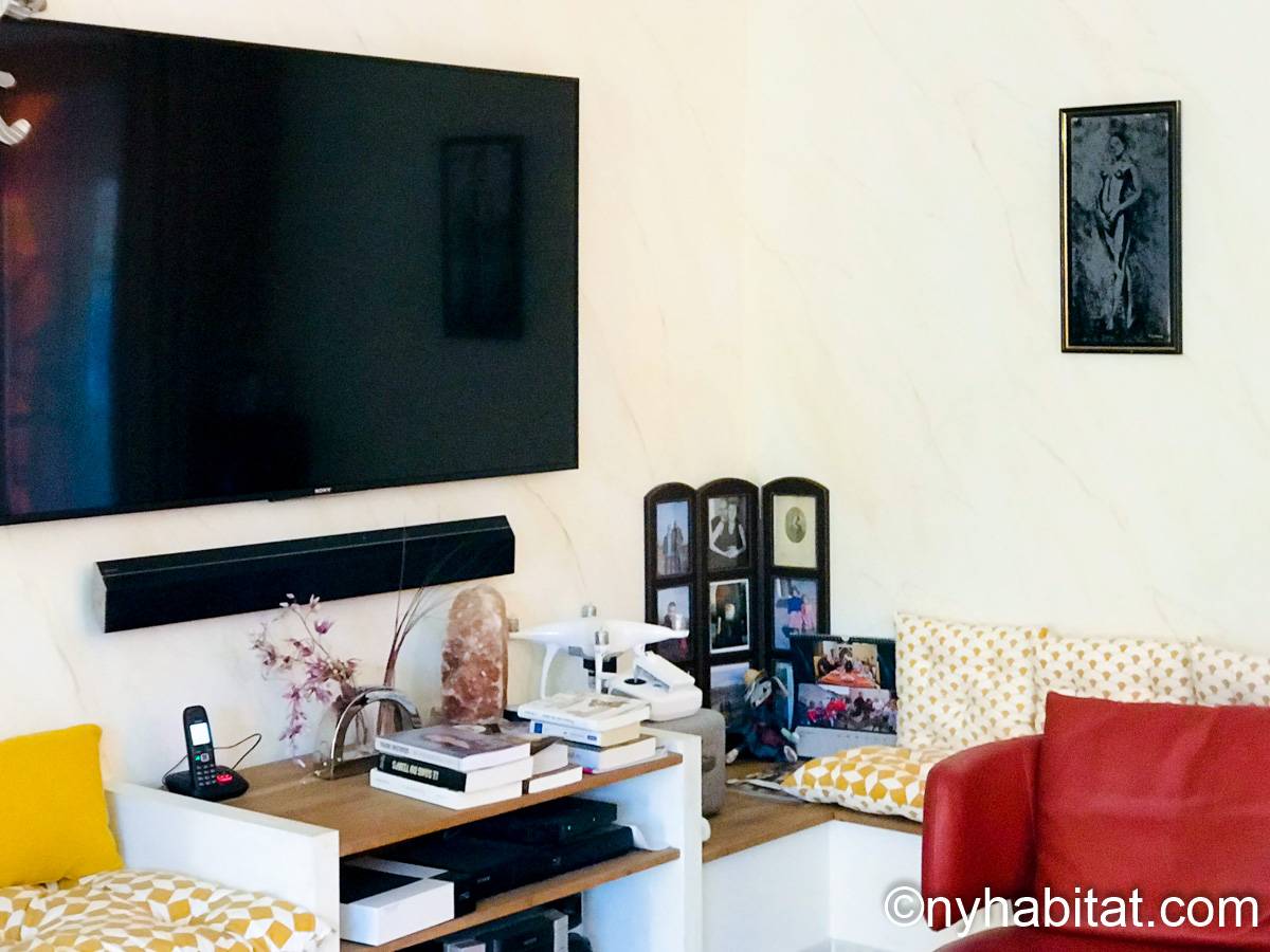 South France Bed And Breakfast 4 Bedroom Villa Rental in Greasque