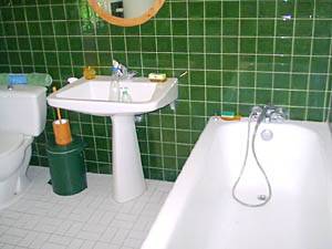 Badezimmer 2 - Photo 1 von 3