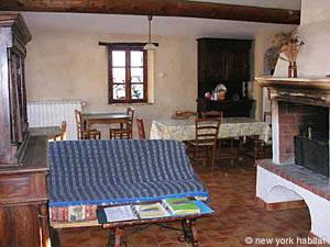 Living room - Photo 2 of 5