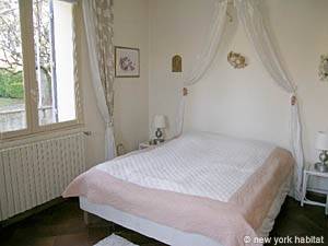 Schlafzimmer 4 - Photo 4 von 7
