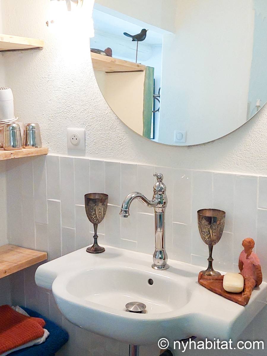 Salle de bain 1 - Photo 1 sur 3