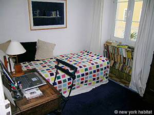 Schlafzimmer 2 - Photo 1 von 7