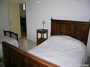 Schlafzimmer 2 - Photo 5 von 6