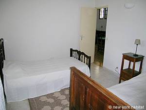 Schlafzimmer 2 - Photo 6 von 6