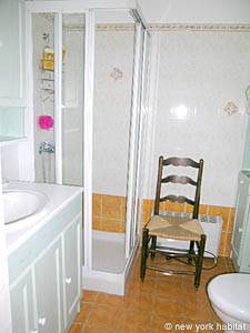 Bathroom 1 - Photo 1 of 3