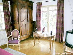 Bedroom 3 - Photo 2 of 6