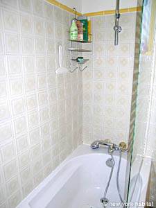 Bathroom 2 - Photo 3 of 3