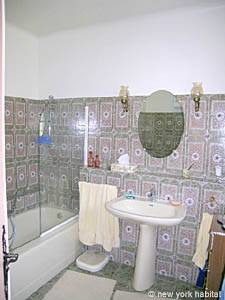Salle de bain 1 - Photo 2 sur 3