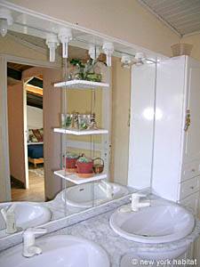 Ba&ntilde;o - Photo 2 de 4