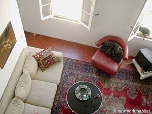 Living room - Photo 14 of 27